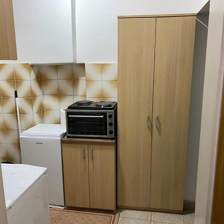 Center Studio Apartment Podgorica Esterno foto