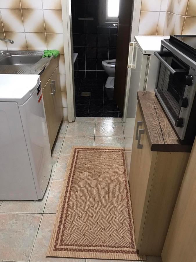 Center Studio Apartment Podgorica Esterno foto